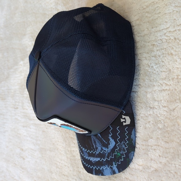 Goorin Bros Social Butterfly Animal Farm Snapback Trucker Hat - Picture 3 of 6